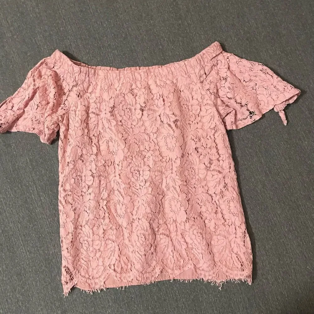 Women’s size Large two Blouse Bundle Business Casual Work Short sleeves Crochet - Picture 11 of 14